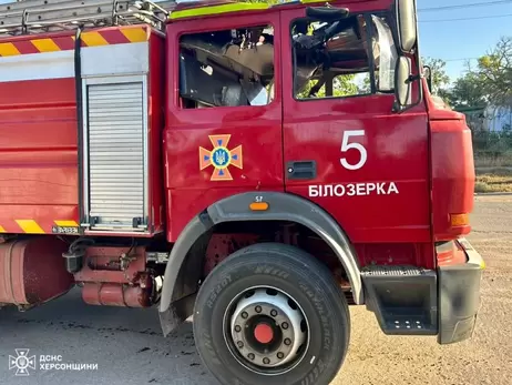 Росіяни скинули вибухівку на рятувальників, які ліквідовували наслідки попереднього обстрілу Херсонщини
