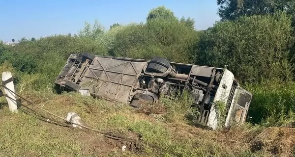 В Тернопольской области перевернулся автобус с паломниками, есть пострадавшие