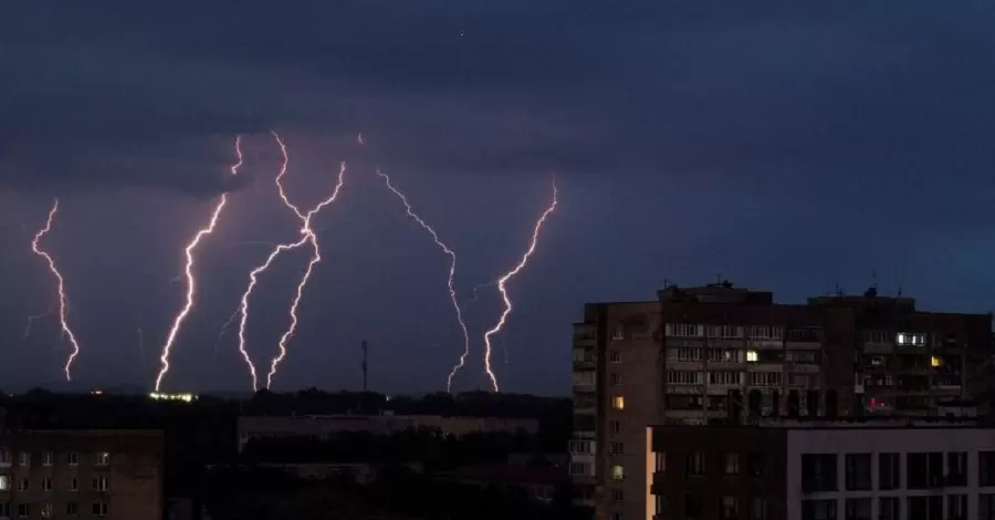 В Україні оголосили штормове попередження у 13 областях