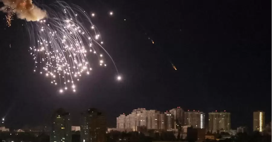 Росіяни вночі випустили по Києву дрони - ЗСУ знищили всі цілі