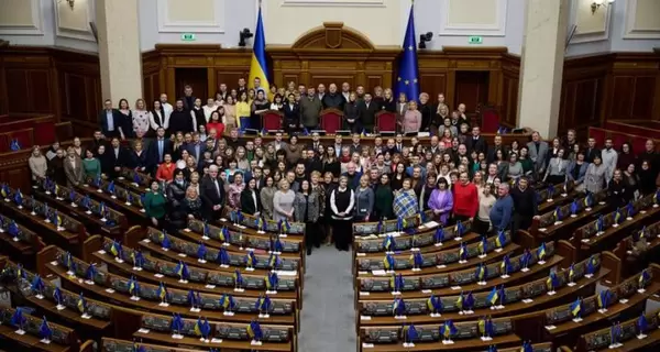 Парламент повернеться до роботи, коли нардепи матимуть остаточний варіант законопроєкту про УПЦ МП