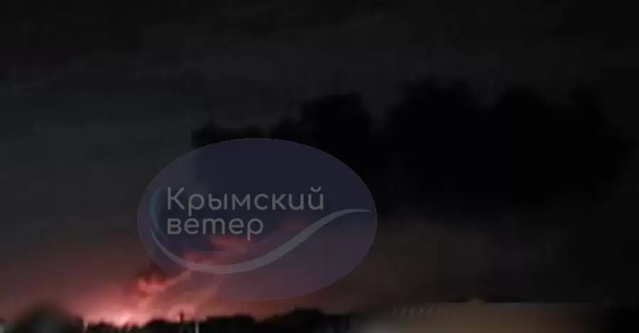 В Крыму раздались взрывы, горит аэродром 
