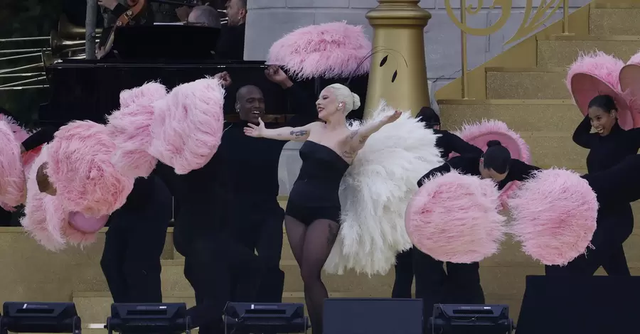На церемонии открытия Олимпиады в Париже спела Леди Гага