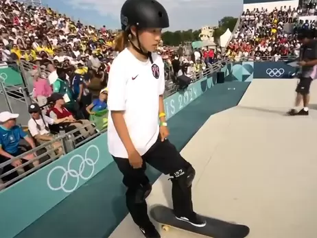 Олімпійською чемпіонкою зі скейтбордингу стала японка Коко Йосідзава