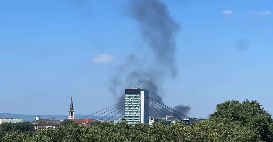 У Німеччині пролунав вибух на хімічному заводі, щонайменше 14 постраждалих