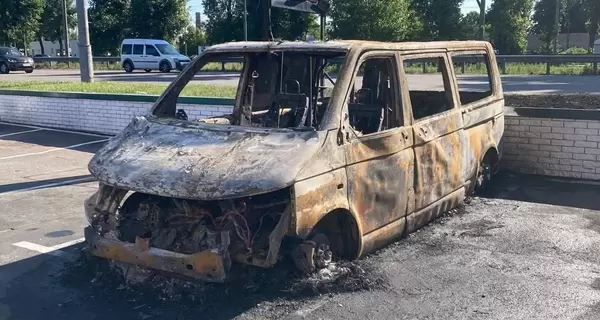 Підпалювачі військових машин: росіяни втягують у злочини безпринципних дорослих і наївних підлітків