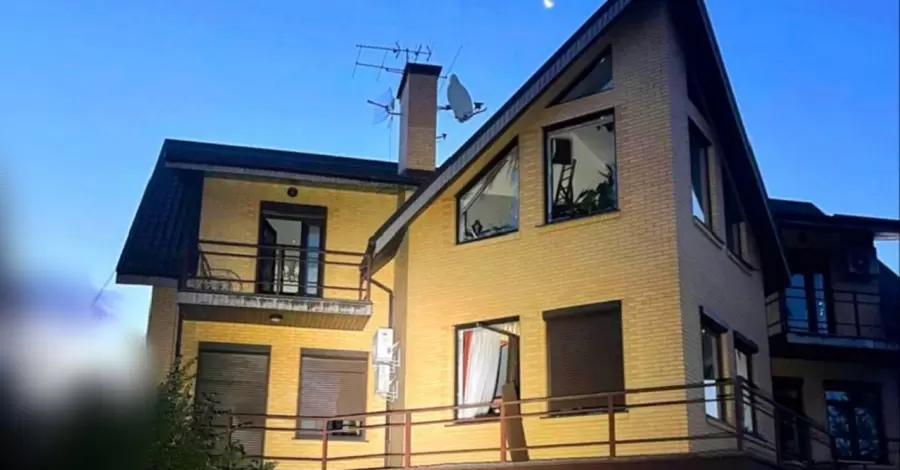 Дроновий удар по Київщині: пошкоджені 16 приватних будинків, підприємство та адмінбудівля