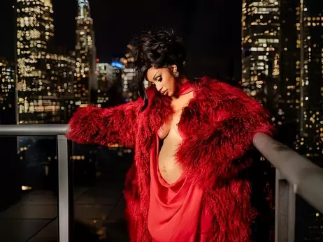 Cardi B сообщила о третьей беременности через день после новости о разводе