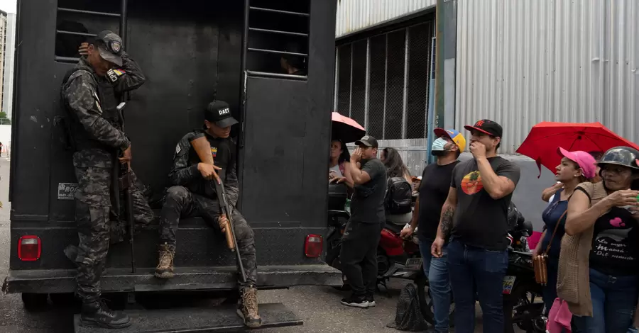 В Венесуэле полиция задержала более 2 тысяч протестующих
