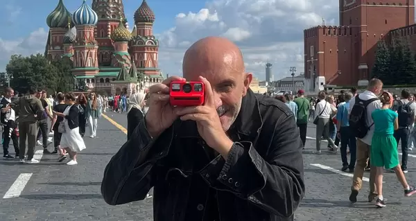 Французский режиссер Гаспар Ноэ прибыл в Москву - в Украине отреагировали