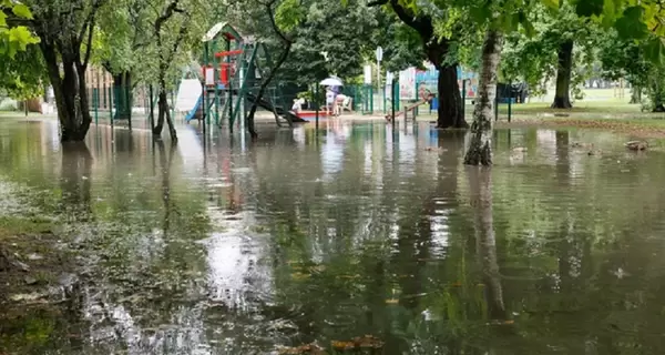 Через негоду кілька польських міст пішли під воду