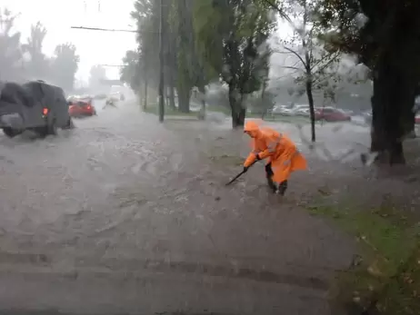 Утром в Одессе выпала почти полумесячная норма дождя