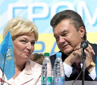 Янукович верит, что регионалы не колются 