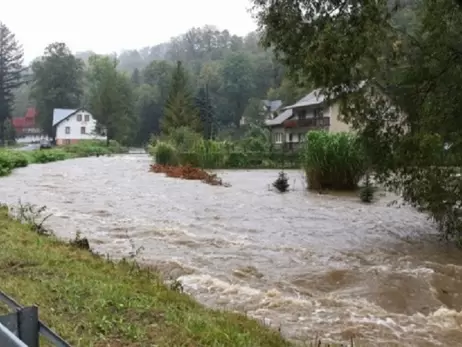 У Польщі розширюють зону стихійного лиха через повінь