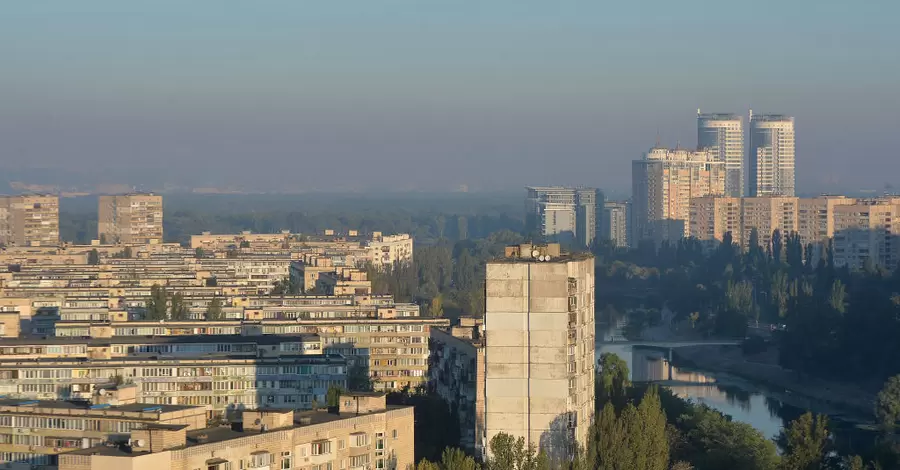 Як врятуватись від смогу вдома: вологе прибирання, алое вера і очищувачі повітря