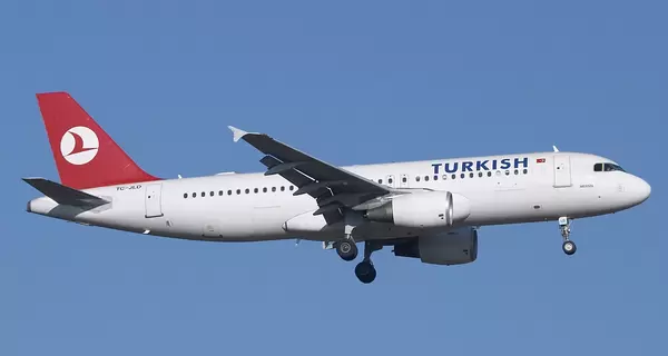 Пілот Turkish Airlines помер під час рейсу 