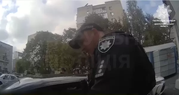 Полиция опубликовала видео, как директор Steko Положай нарушил ПДД на Bentley