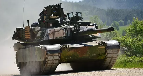 Україна отримає майже пів сотні танків Abrams від Австралії 