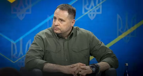 Вибори відбудуться “відразу після війни”, щоб проголосували військові та біженці, - Єрмак