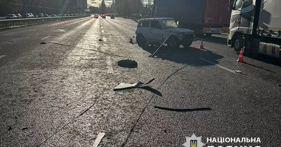 Поліція розповіла про деталі смертельної ДТП У Києві – жертвою аварії став пасажир Niva