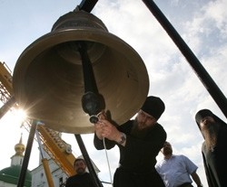 Металлурги отольют колокол памяти Евгения Кушнарева 
