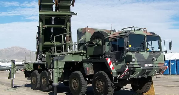 США відправлять Україні понад 500 ракет для систем Patriot та NASAMS - це відповідь на накопичення РФ авіації 