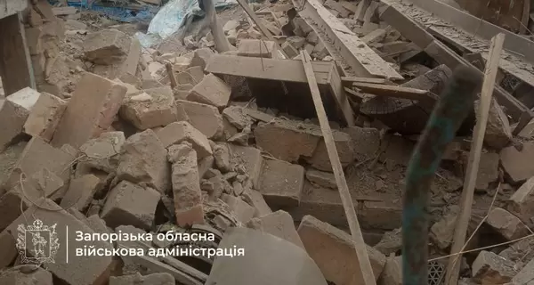 Россия ударила по Запорожской области, в многоэтажке заблокированы люди