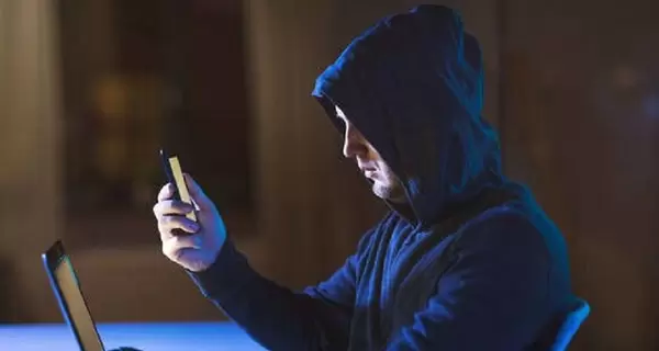 В Украине – новая схема мошенничества: Предлагают работу якобы из отдела кадров TikTok