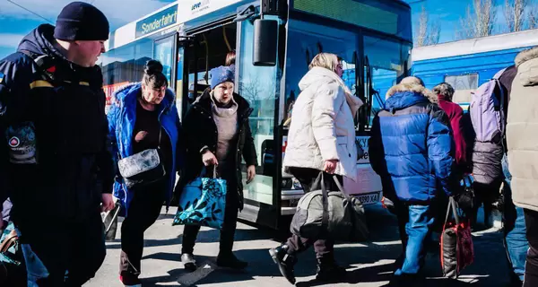 Покровську районну військову адміністрацію перенесуть у Добропілля