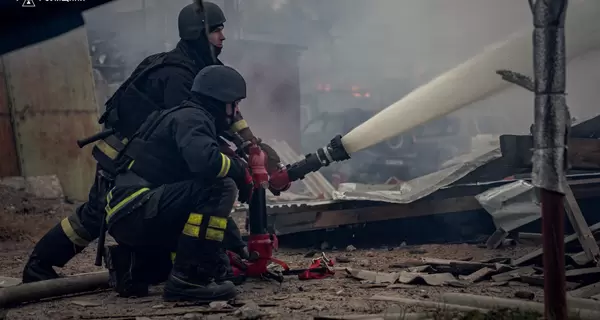 Россияне нанесли удар по СТО в Сумах, есть погибшие