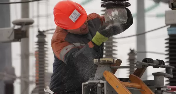 За два дня россияне выпустили по энергообъектам Украины более 200 ракет и столько же дронов