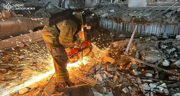 Число погибших в Запорожье в результате российского удара возросло до восьми человек