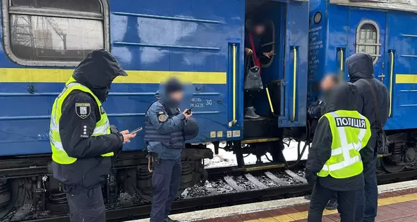 Полиция разоблачила масштабную схему поборов на поездах 