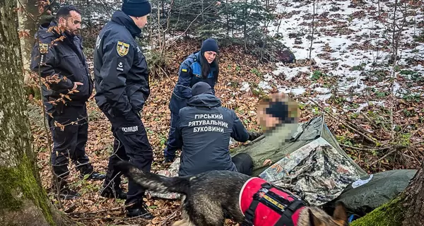 Черновицкие спасатели нашли мужчину, который почти три дня бродил в лесу