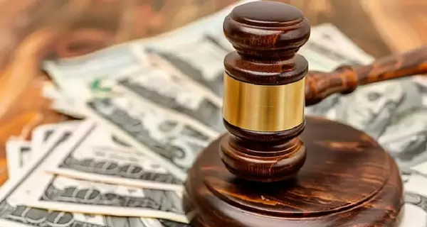 В Хмельницкой области экснардепа обворовал его же бухгалтер, которого прикрывают силовые структуры