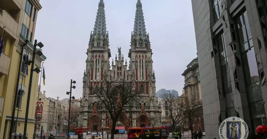 Фотограф показав відео руйнувань костела святого Миколая 