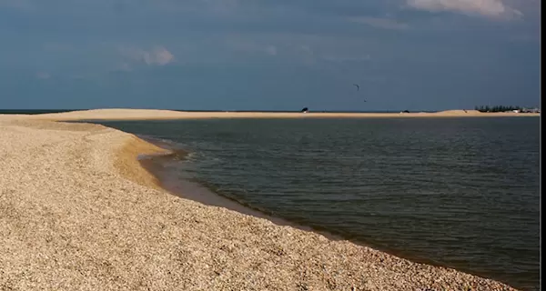 В акватории Азовского моря обнаружили мазут - его происхождение выясняют