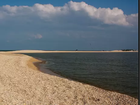 В акваторії Азовського моря виявили мазут – його походження з'ясовують