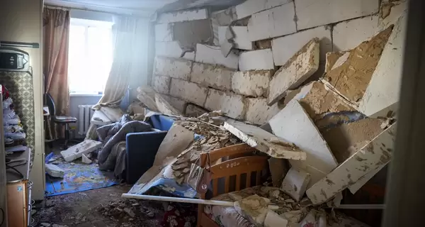 В Одессе стиральная машина повредила стены в трех квартирах