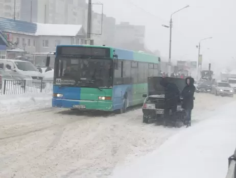 Киевлян предупредили о непогоде и призвали плотно закрыть окна и двери