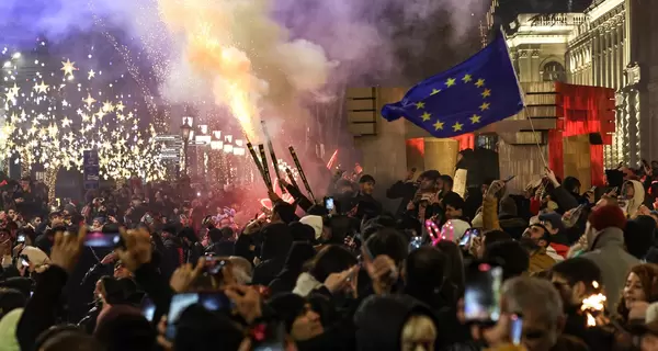 Грузія видворить десятки іноземців за участь у протестах в Тбілісі