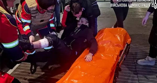 Россия атаковала Херсон FPV-дронами, есть пострадавший