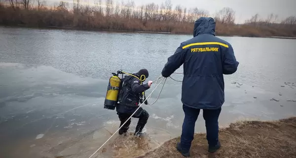 В Черниговской области нашли тело провалившегося под лед мужчины - мальчика еще ищут 
