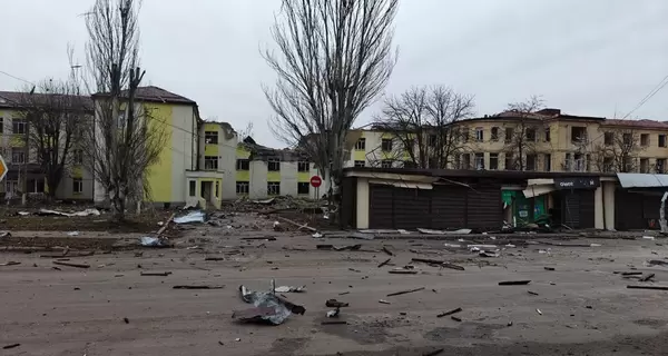 В Мирнограде российским обстрелом уничтожено здание центральной больницы