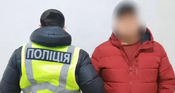 В Киеве произошла стычка между собаками, хозяин одной из них выстрелил другому в лицо