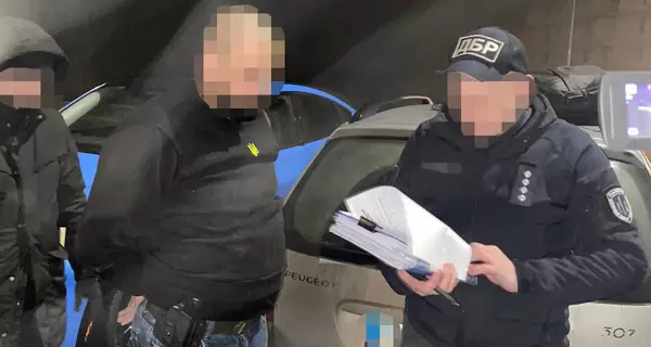 Сотрудники Николаевского ТЦК разработали схему заработка на мобилизованных, одного из них задержали