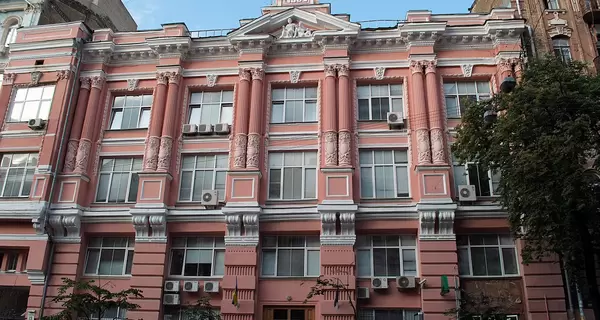 В Україні скоротили кількість держслужбовців