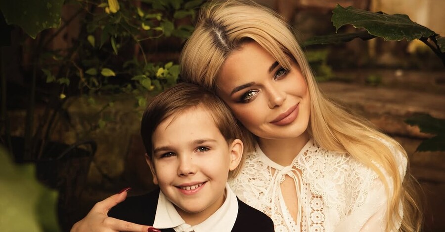 Жетілген әйелдердің фотосуреттері - керемет порно Түнде ұйықтап жатқан адамның порно GIF