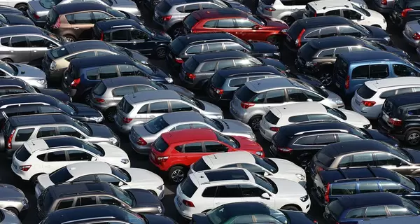 В 2024 году украинцы потратили на новые авто более 125 млрд грн – лидеры Toyota и BMW