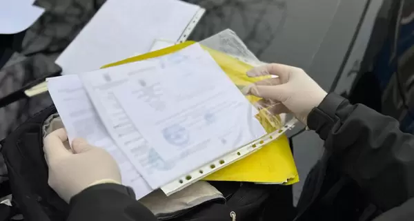 В Одесской области сотрудник ТЦК продавал повестки за 1000 долларов